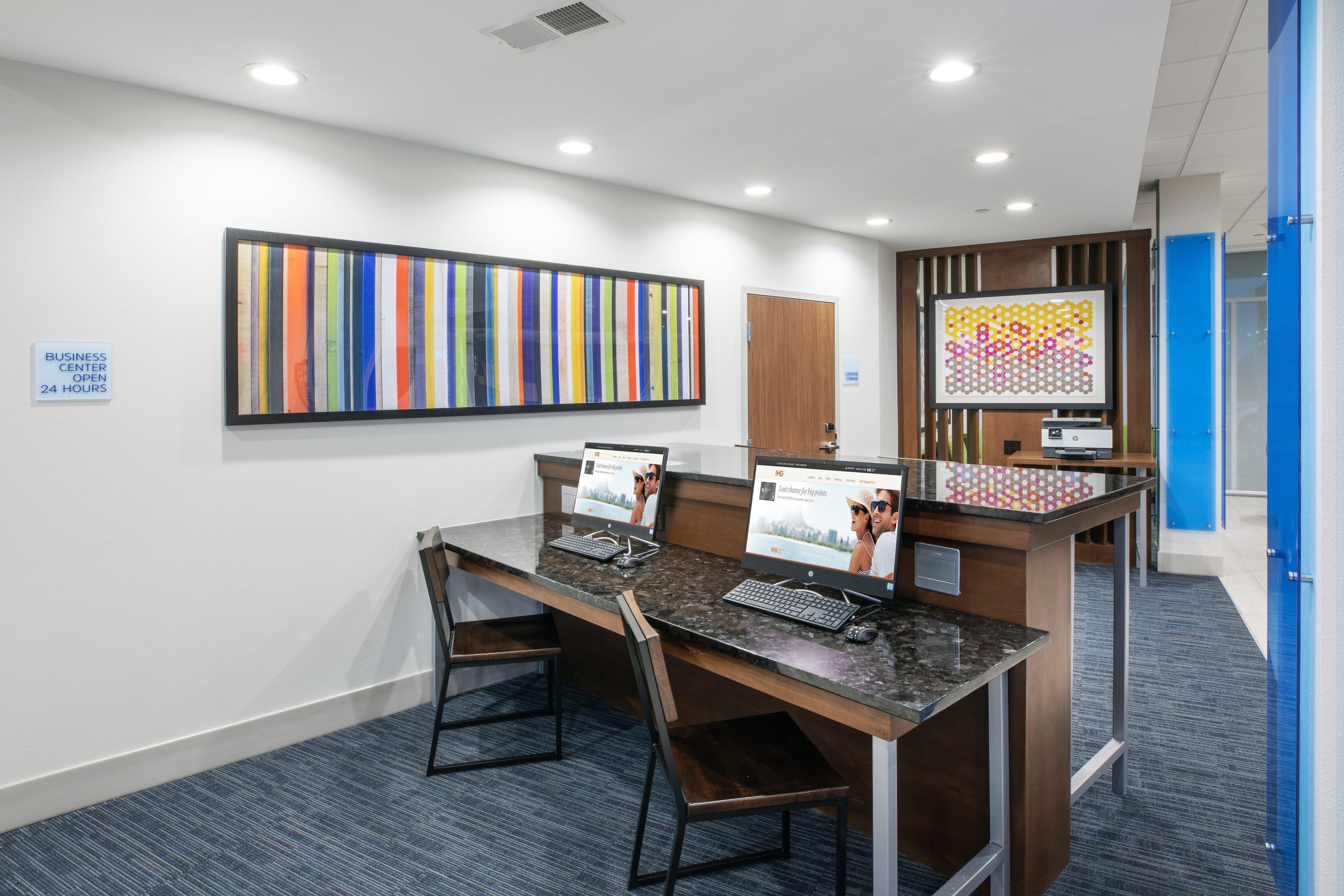 Holiday Inn Express & Suites Purcell By Ihg Exterior foto