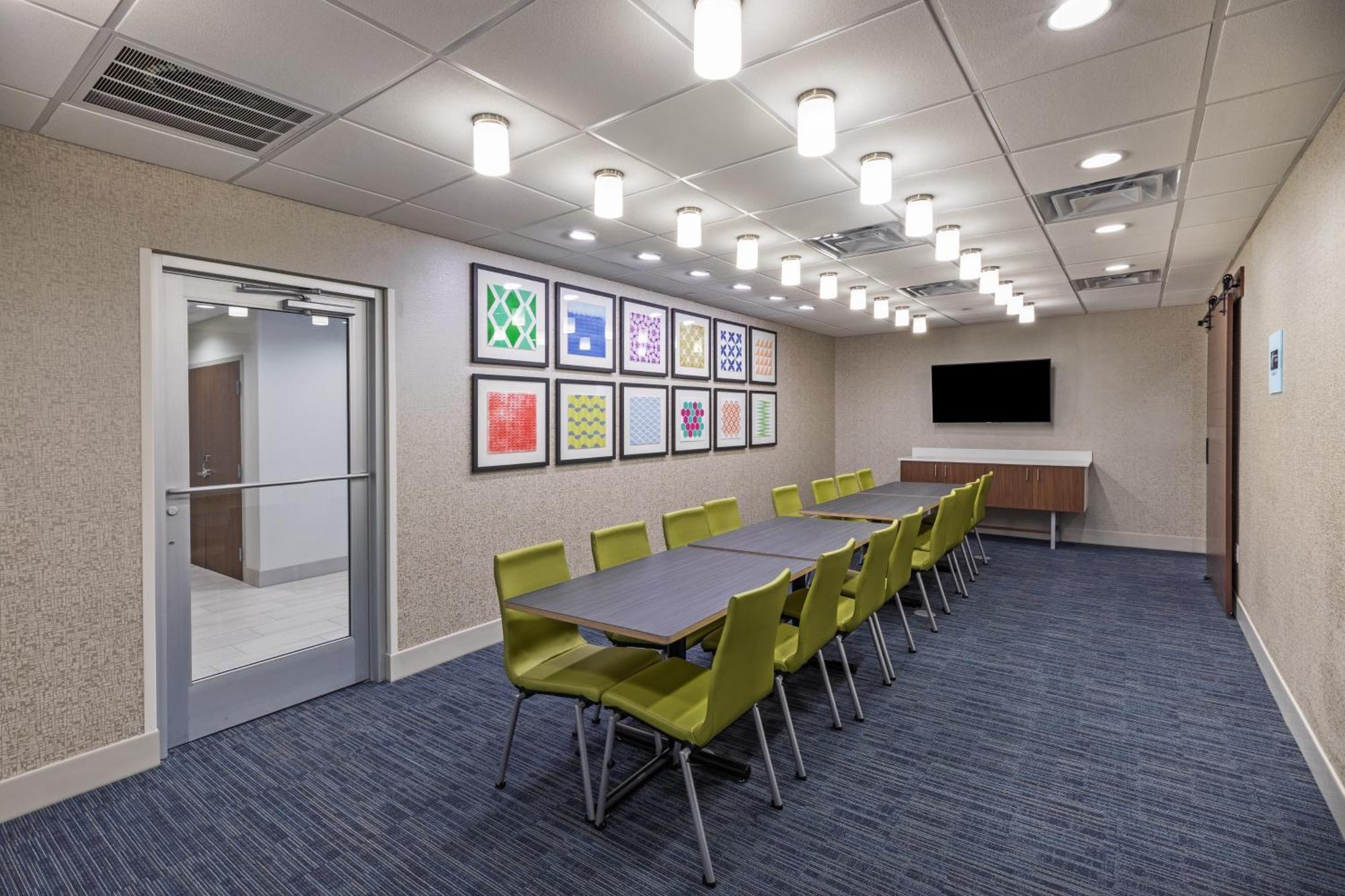 Holiday Inn Express & Suites Purcell By Ihg Exterior foto